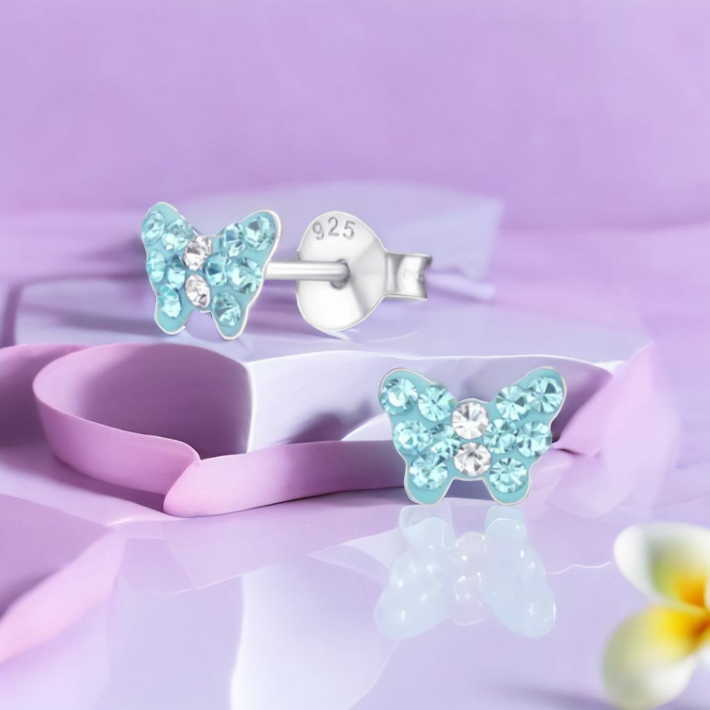 Kinderohrringe hellblauer Schmetterling 925 Silber aus Kristallen