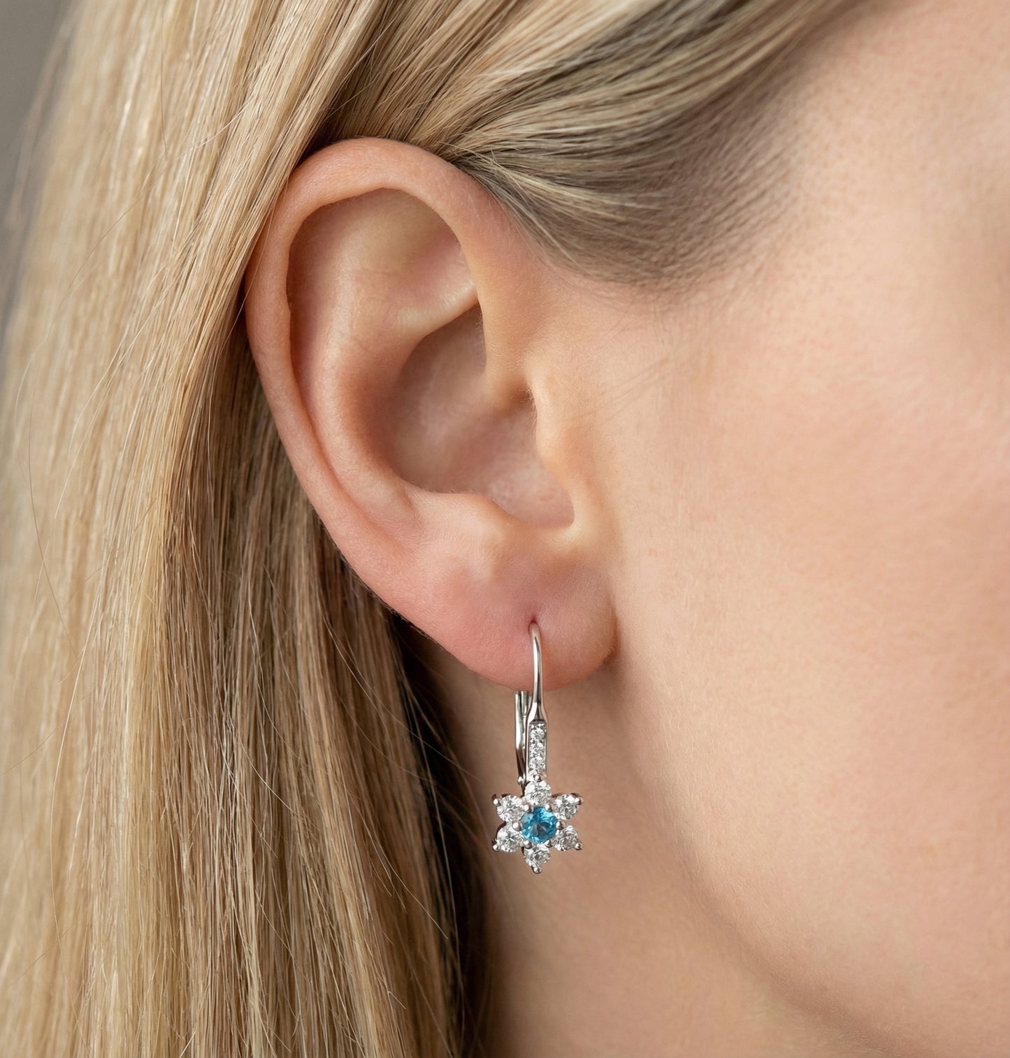 Ohrhänger Blume Zirkonia Hellblau 925 Silber